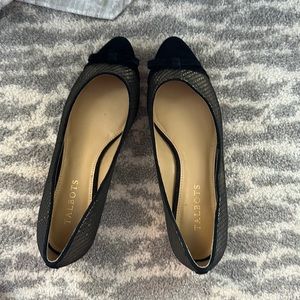 Talbot velvet flats (NEW)